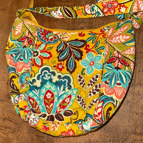 Vera Bradley Vintage Crossbody Saddle Up Purse and Wallet in Provincial Print - Picture 3 of 12